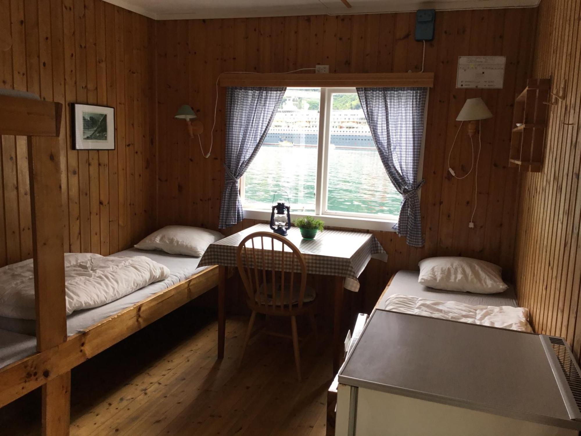 Nesset Fjordcamping Olden Exterior foto